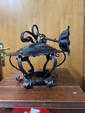 Lampadario in ferro battuto